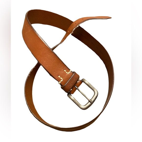 Levi's Other - Men’s Levi’s Genuine Leather Belt chestnut brown size large